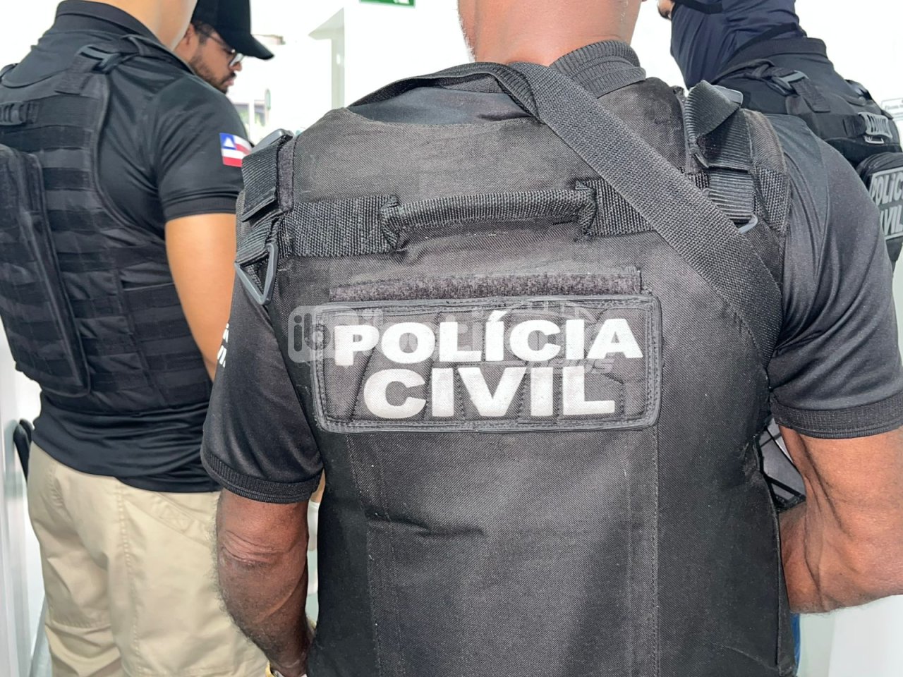 Um caso de suspeita de violência sexual contra uma criança de apenas 4 anos provocou uma investigação policial no município de Xique-Xique, no oeste da Bahia. Um homem de 40 anos, investigado pelo crime de estupro de vulnerável, foi preso nesta quarta-feira (28), após a Justiça determinar sua prisão temporária.
